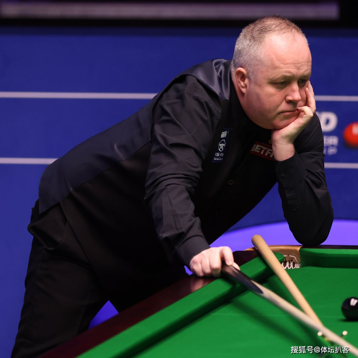 两方面进行 两方面进行