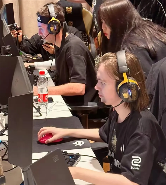 抛出新作 抛出新作